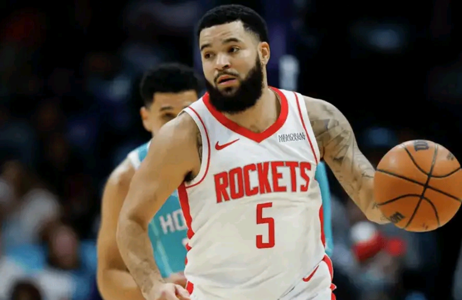 九游官方网站加时末段夏洛特黄蜂备战CBA常规赛，状态回暖细节曝光，引发热议，控场能力受关注的简单介绍