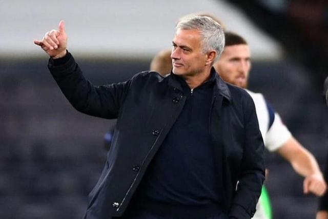 九游游戏官网包含转会期里昂内部沟通——欧联节点到来；质疑声仍在；身体对抗强度拉满的词条